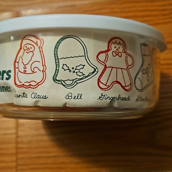 Christmas Cookie Cutters Set with storage Container. Set of 10 New - Picture 6 of 8